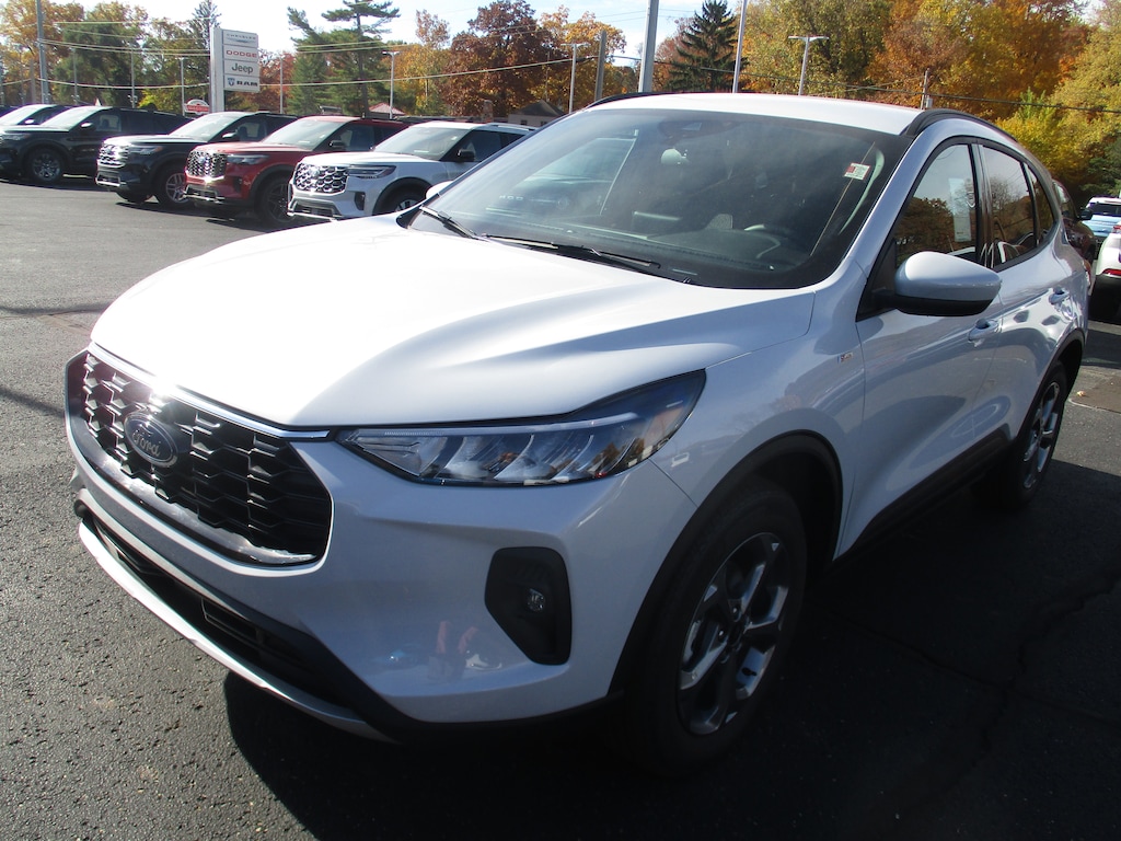 New 2026 Ford Escape ST-Line Select SUV