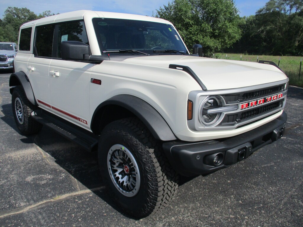 New 2026 Ford Bronco Outer Banks SUV