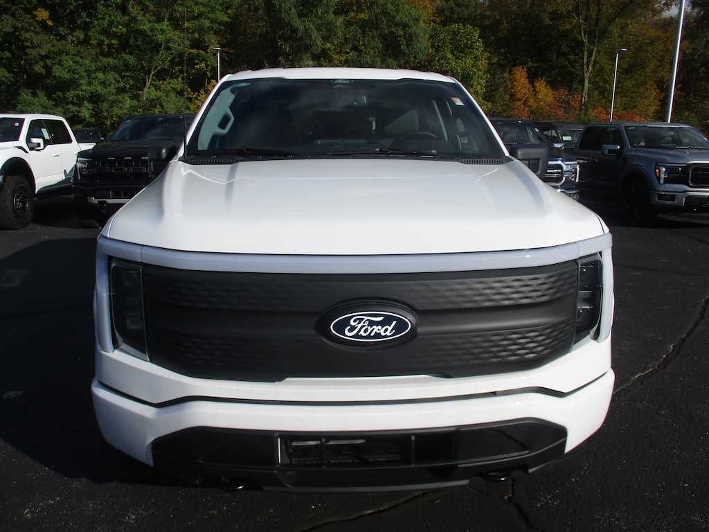 New 2025 Ford F-150 Lightning XLT Truck SuperCrew Cab