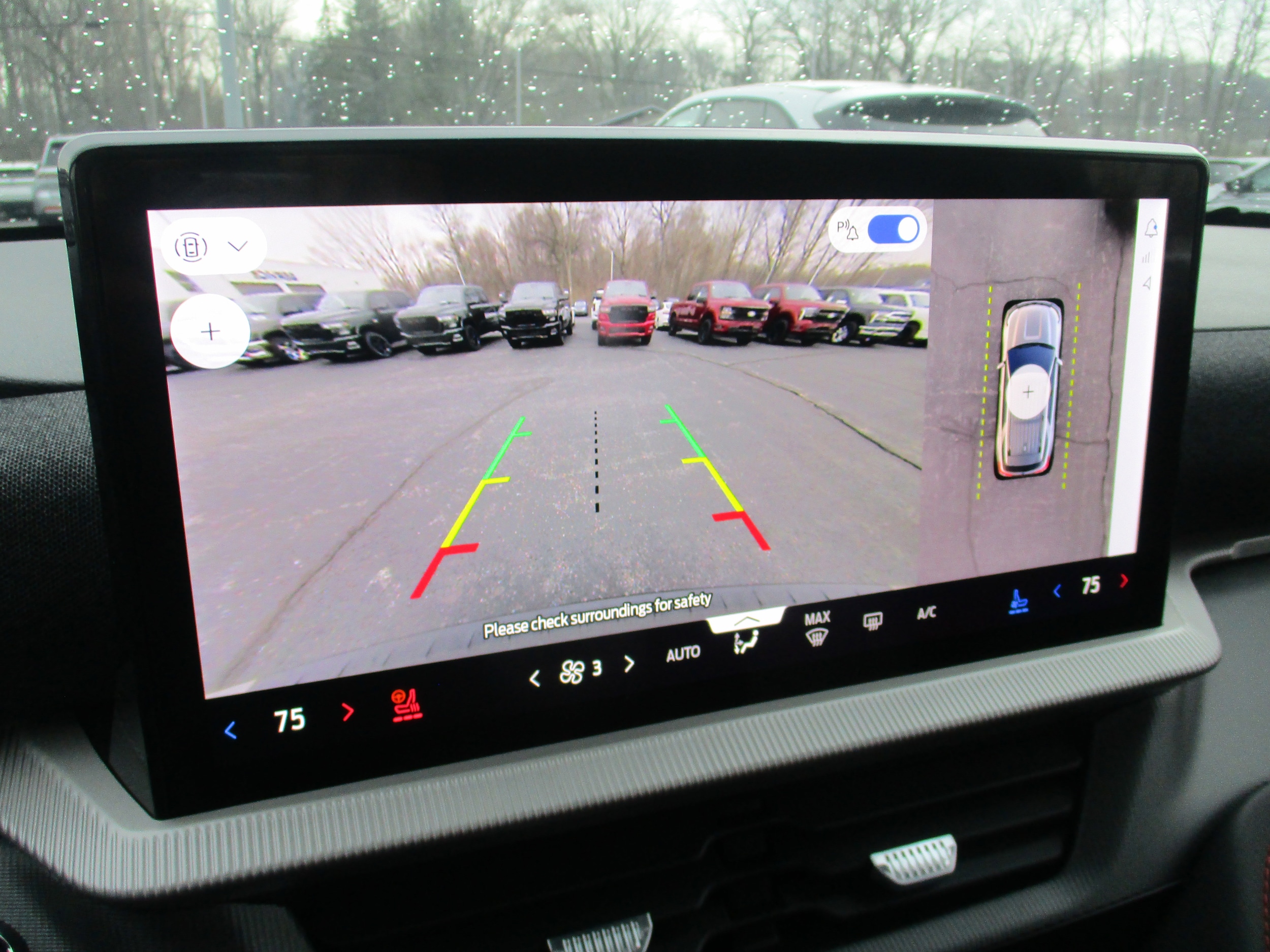 2026 Ford Explorer ST - Photo 30