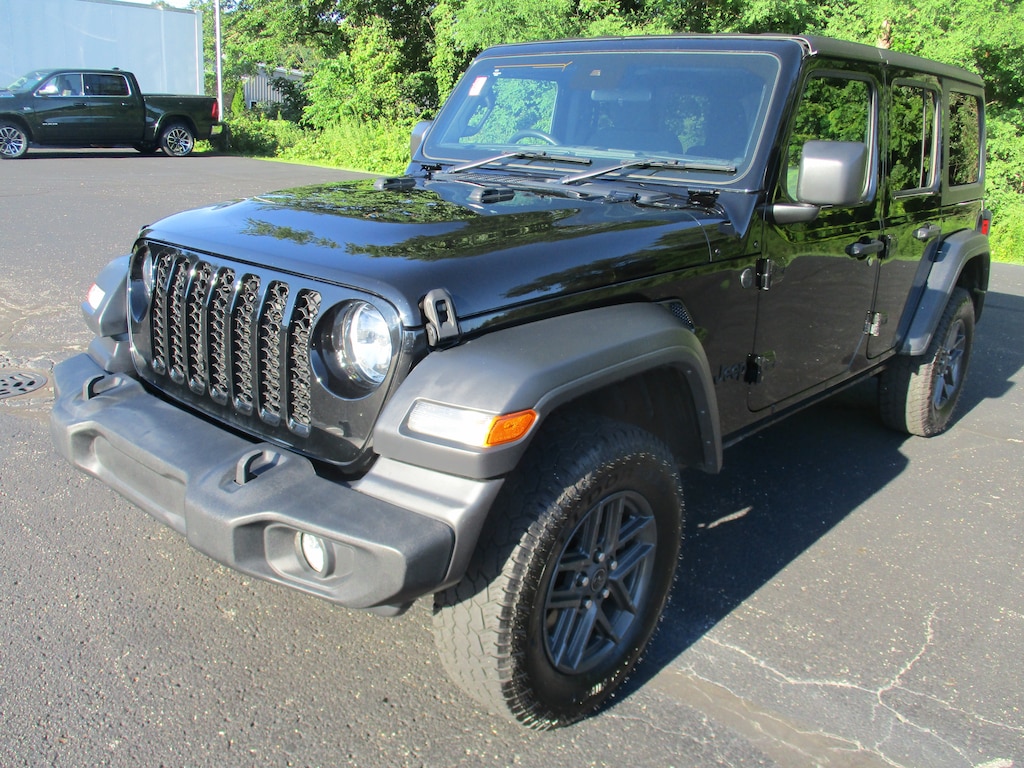 Used 2024 Jeep Wrangler Sport SUV