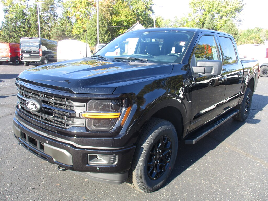 New 2025 Ford F-150 XLT Truck SuperCrew Cab