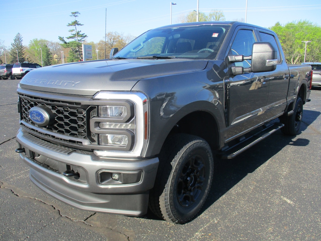 New 2026 Ford F-250 Truck Crew Cab