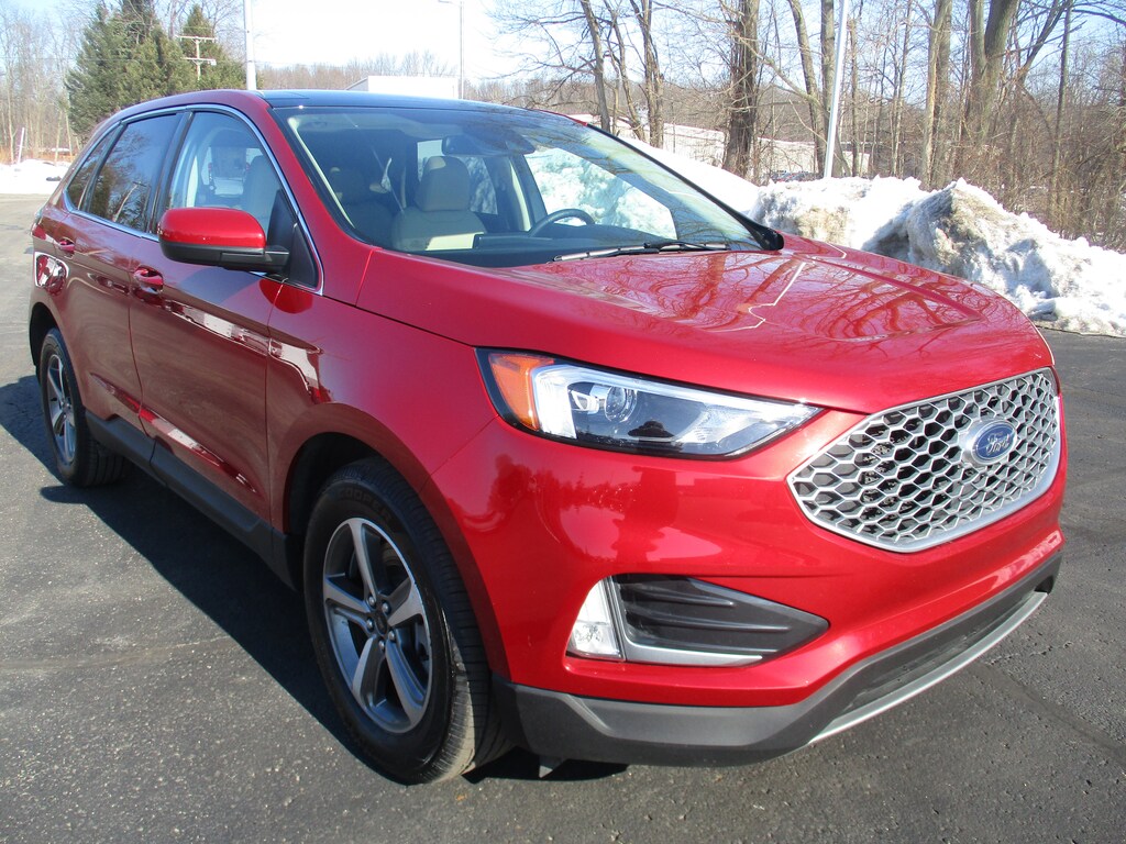 Certified 2024 Ford Edge SUV