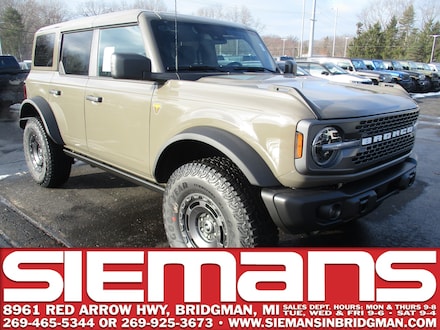 2025 Ford Bronco Badlands SUV