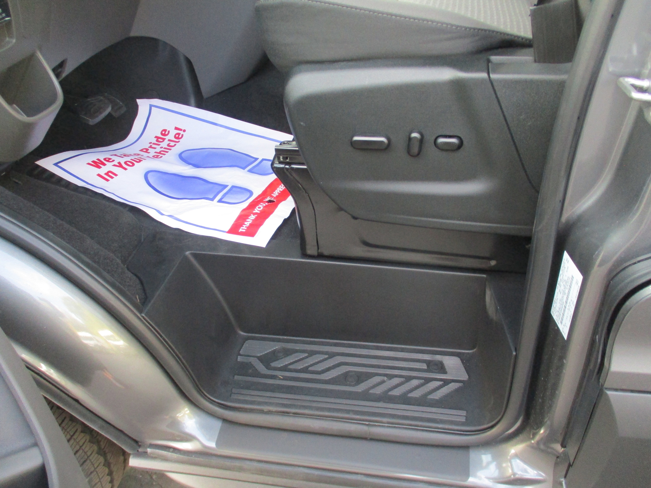 2025 Ford Transit Passenger Van XLT - Photo 53