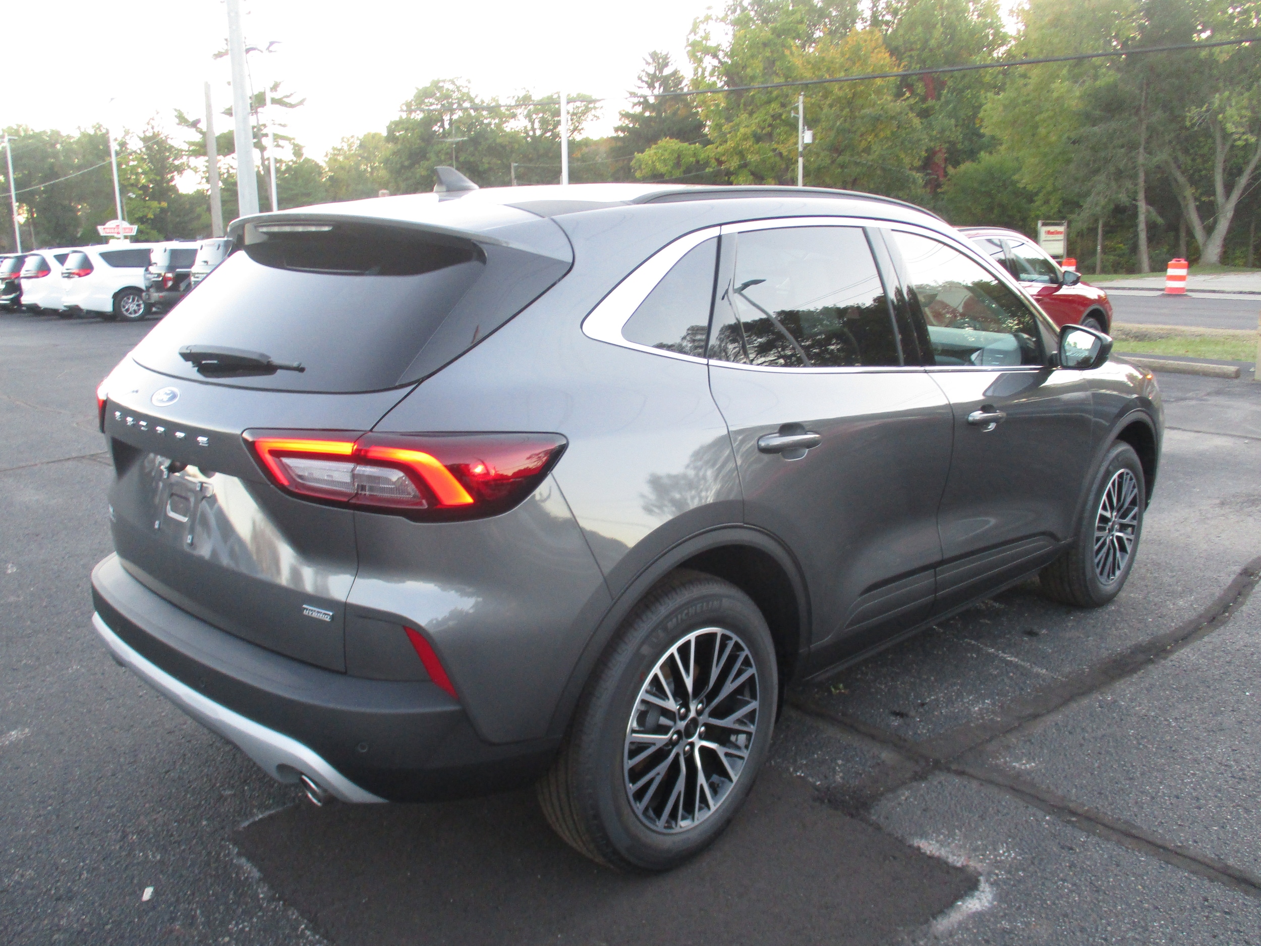 2026 Ford Escape Plug-in hybrid PHEV - Photo 6