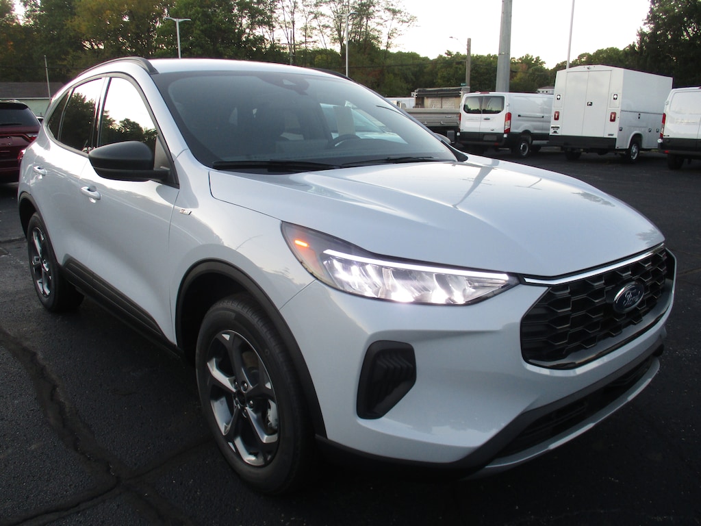 New 2026 Ford Escape ST-Line SUV