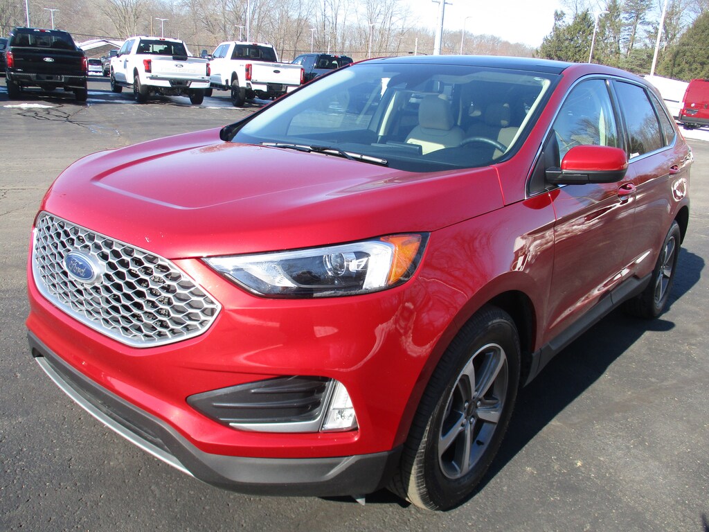 Certified 2024 Ford Edge SUV