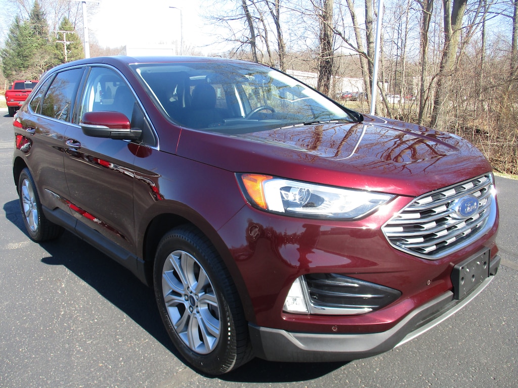Certified 2022 Ford Edge Titanium SUV