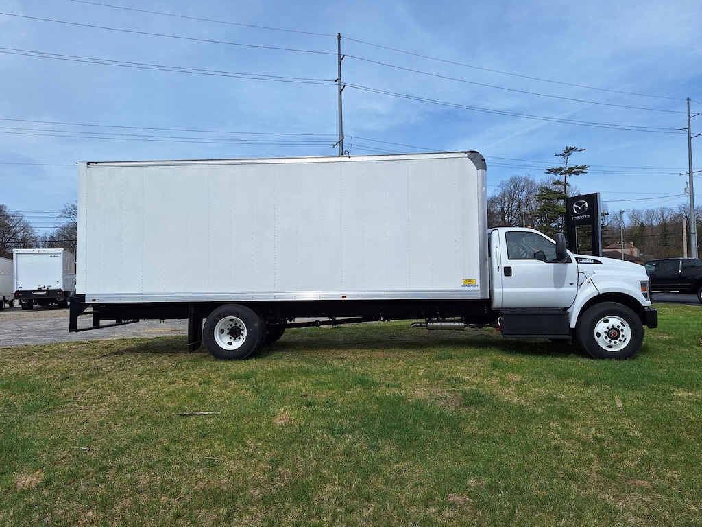 New 2024 Ford F-650 Super Duty 24ft Wabash Aluminum Van Body Regular Cab Truck