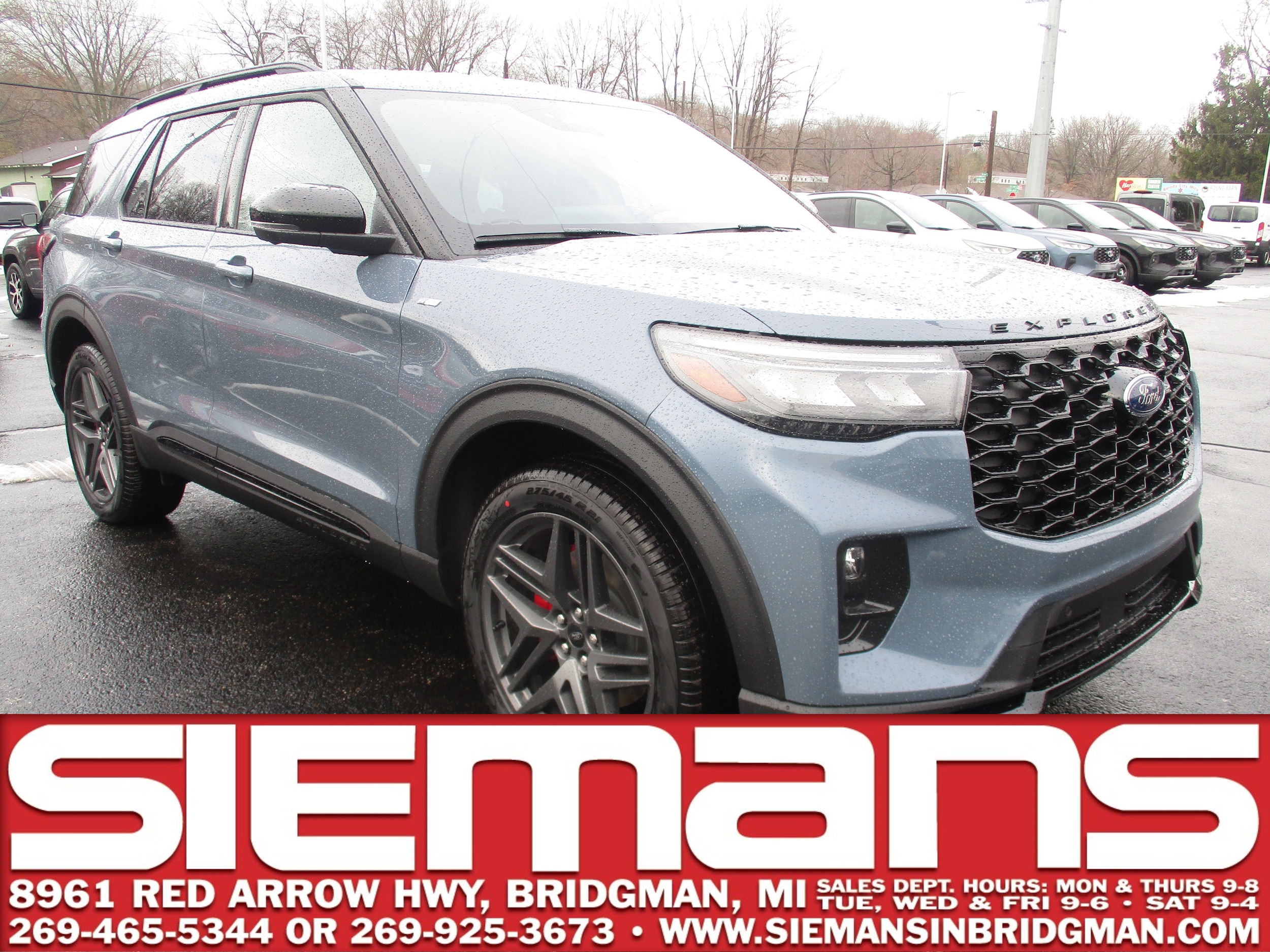 2026 Ford Explorer ST-LINE's photo