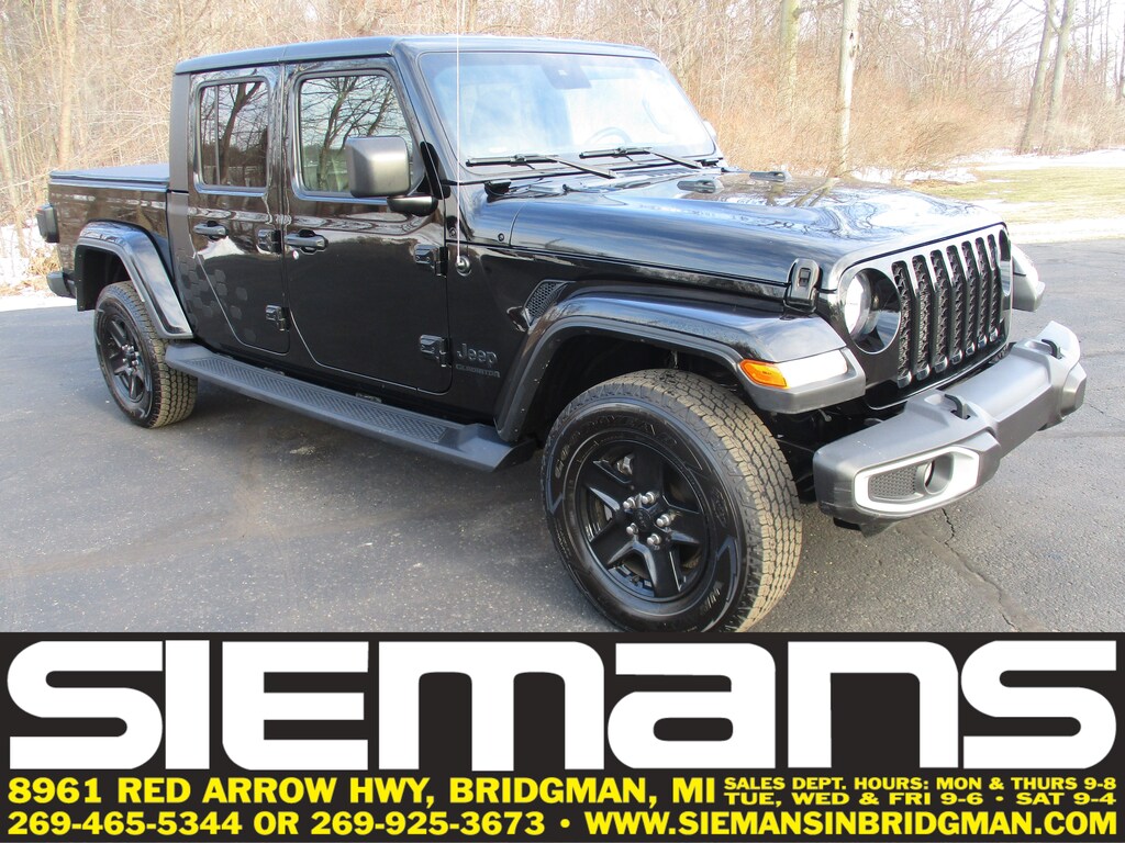 Used 2021 Jeep Gladiator Sport S Truck Crew Cab