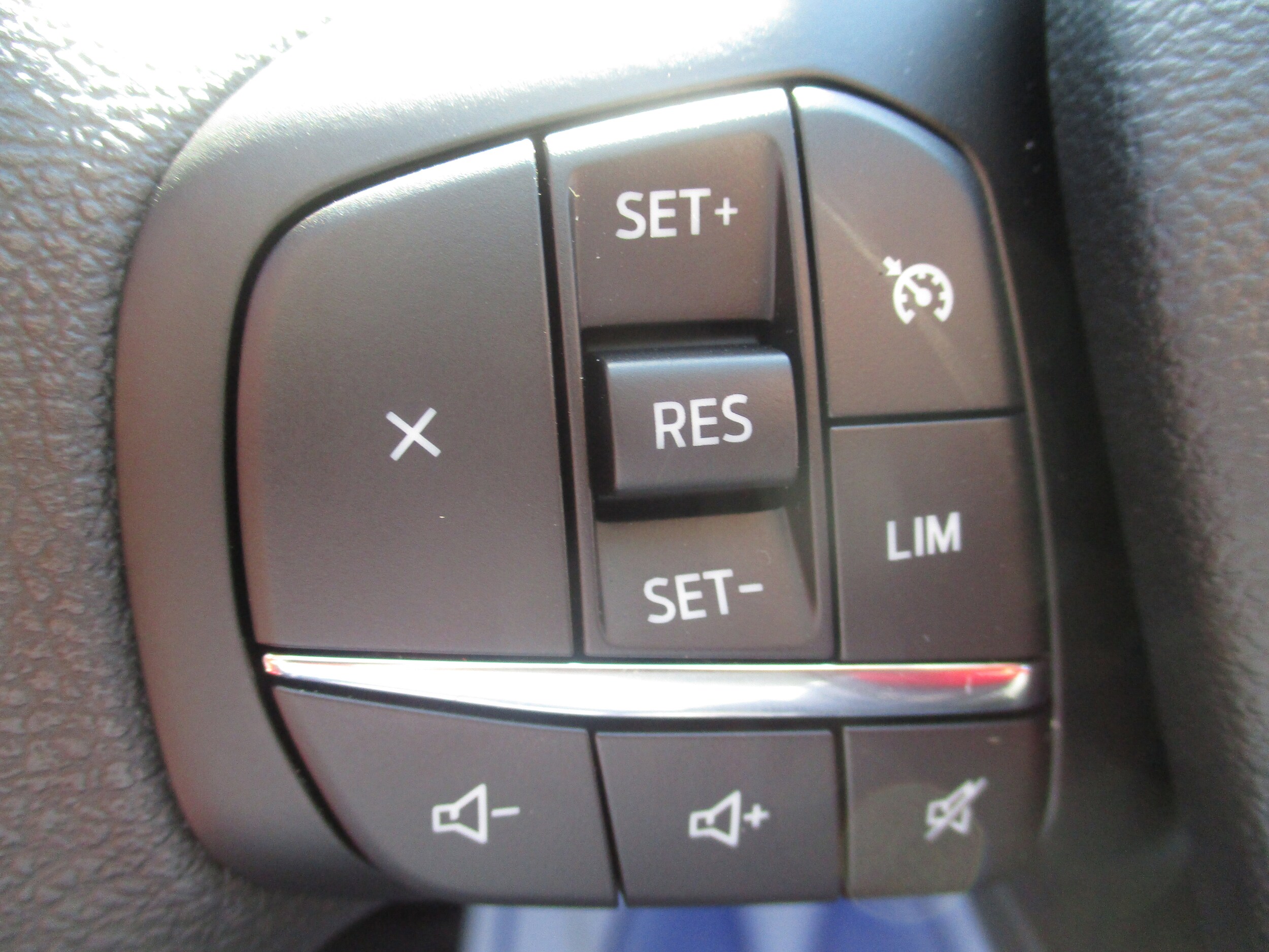 2025 Ford Transit Van Base - Photo 28