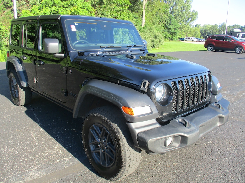 Used 2024 Jeep Wrangler Sport SUV
