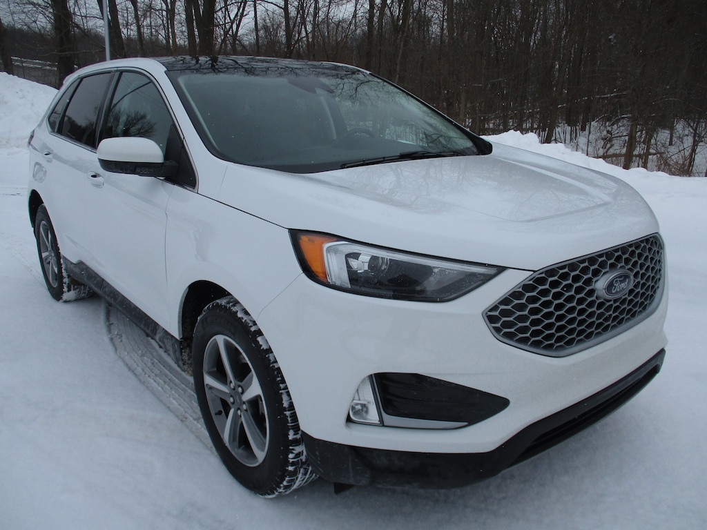 Certified 2024 Ford Edge SUV