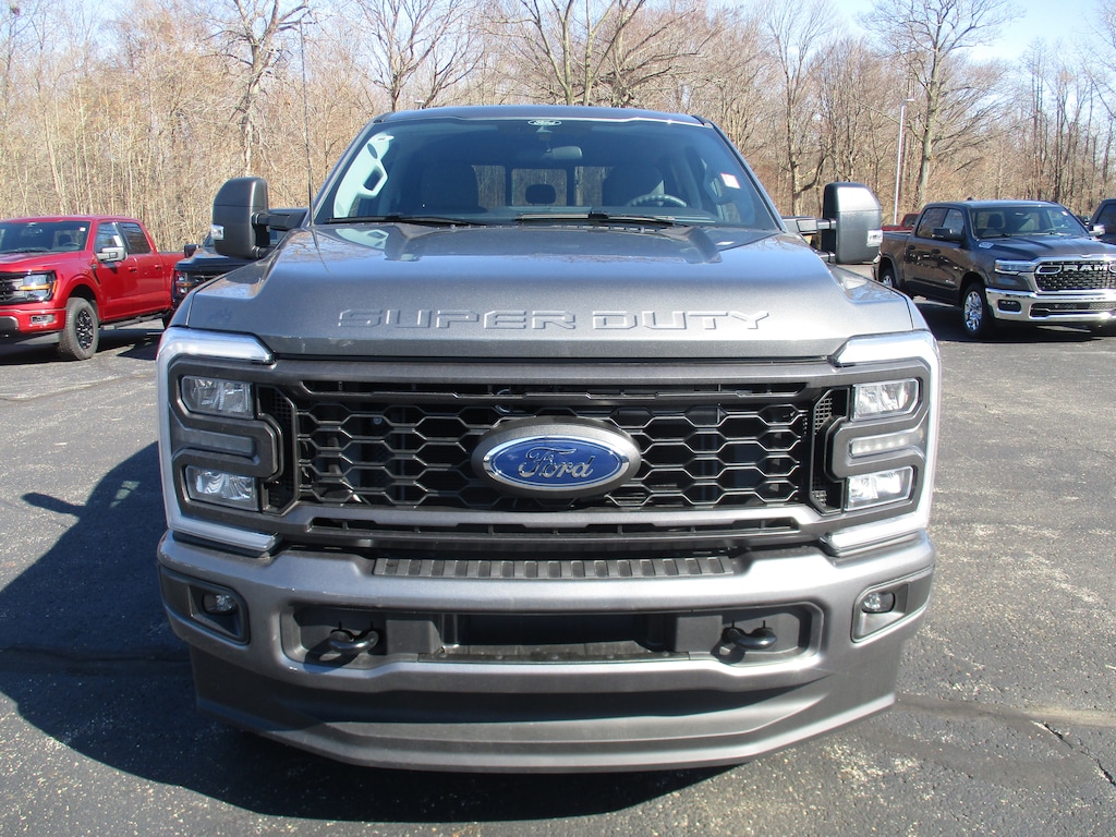 New 2026 Ford F-250 XL Truck Crew Cab