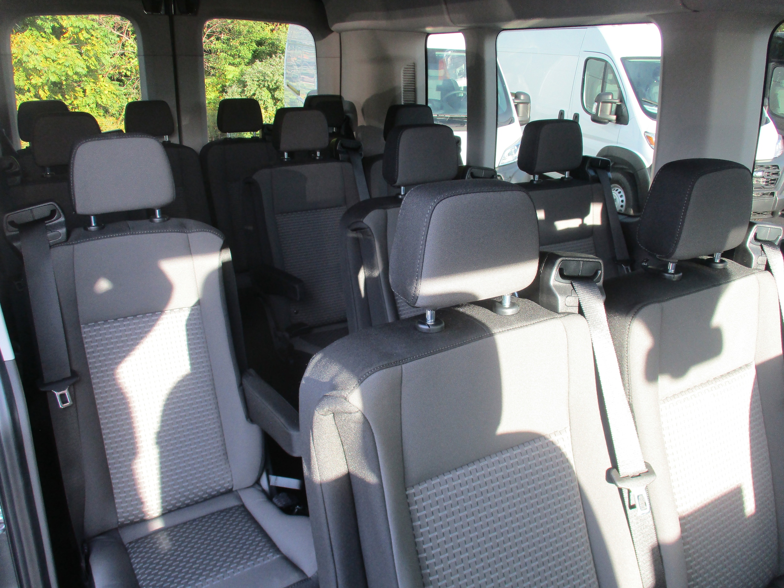 2025 Ford Transit Passenger Van XLT - Photo 31