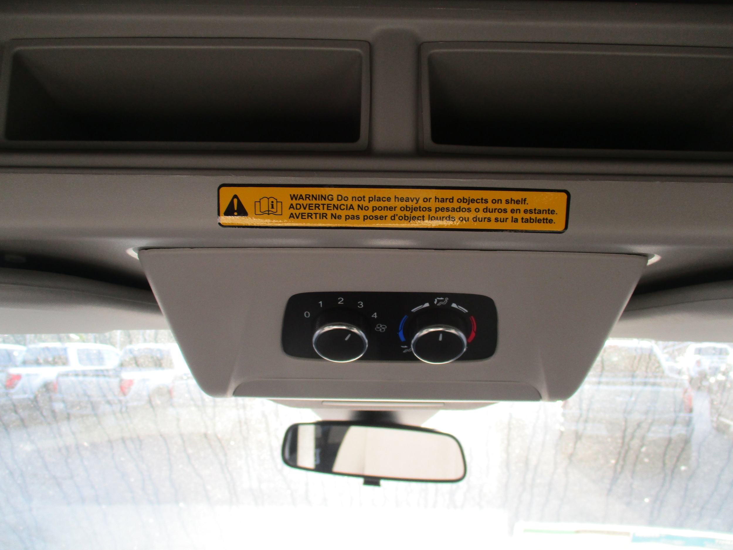 2025 Ford Transit Passenger Van XLT - Photo 33