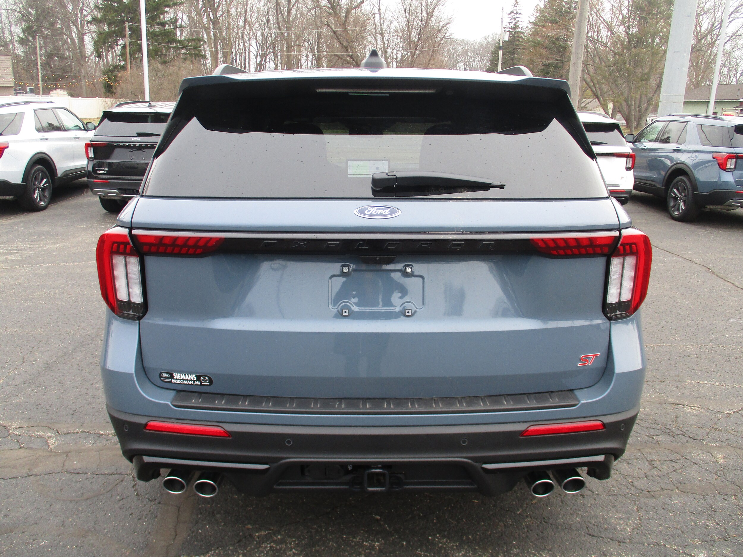 2026 Ford Explorer ST - Photo 7