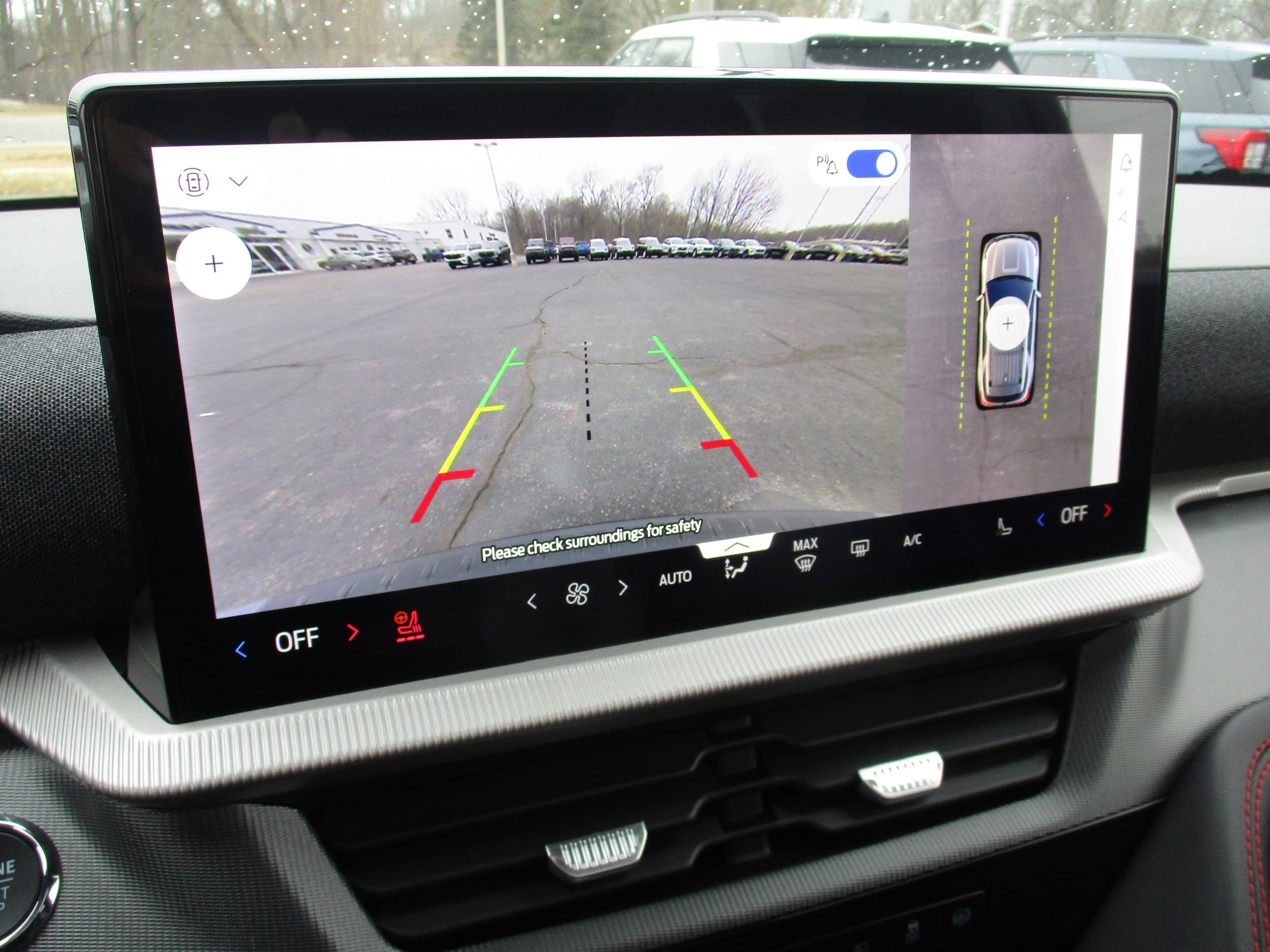 2026 Ford Explorer ST - Photo 31