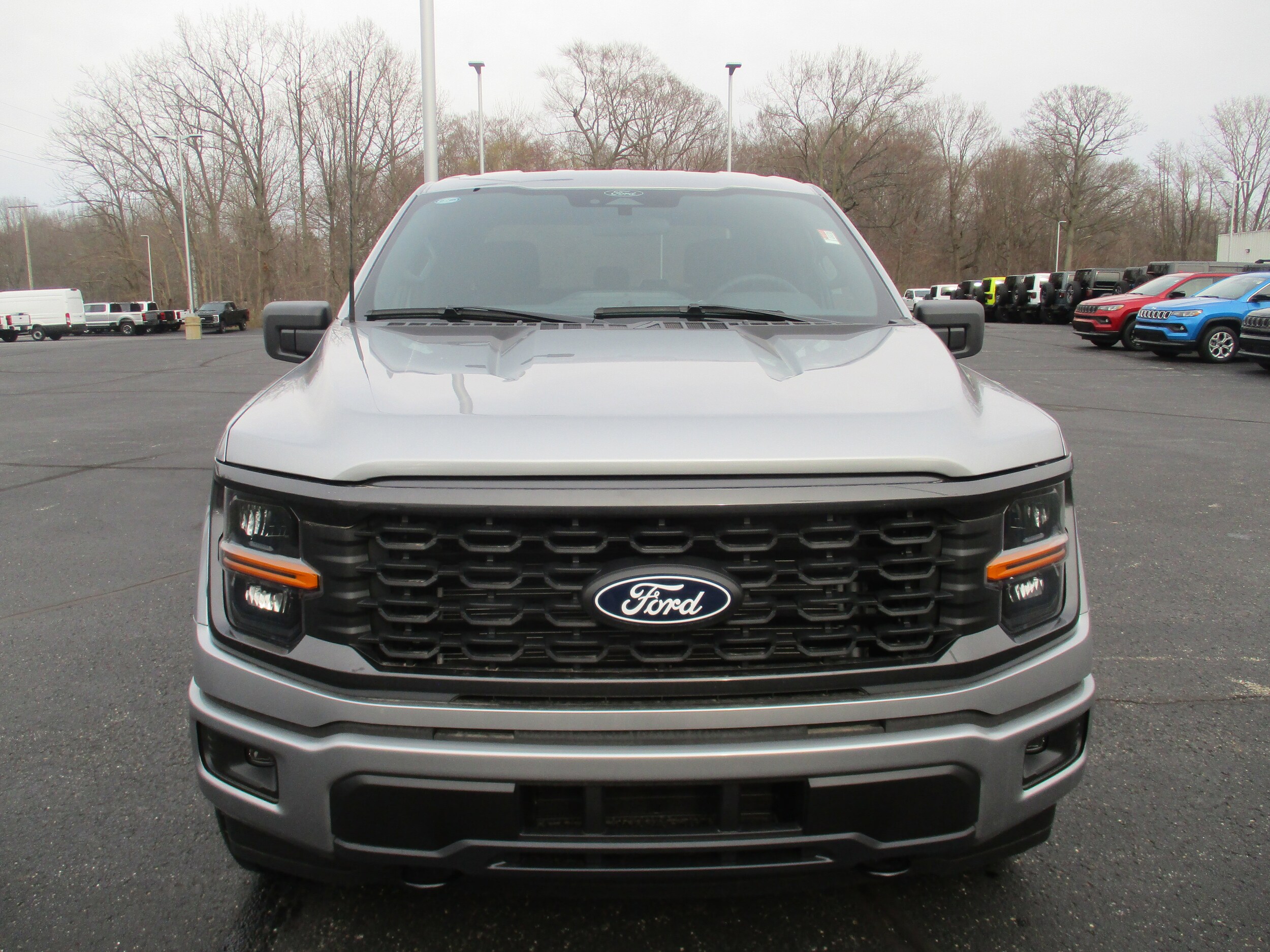 2025 Ford F-150 STX photo 4