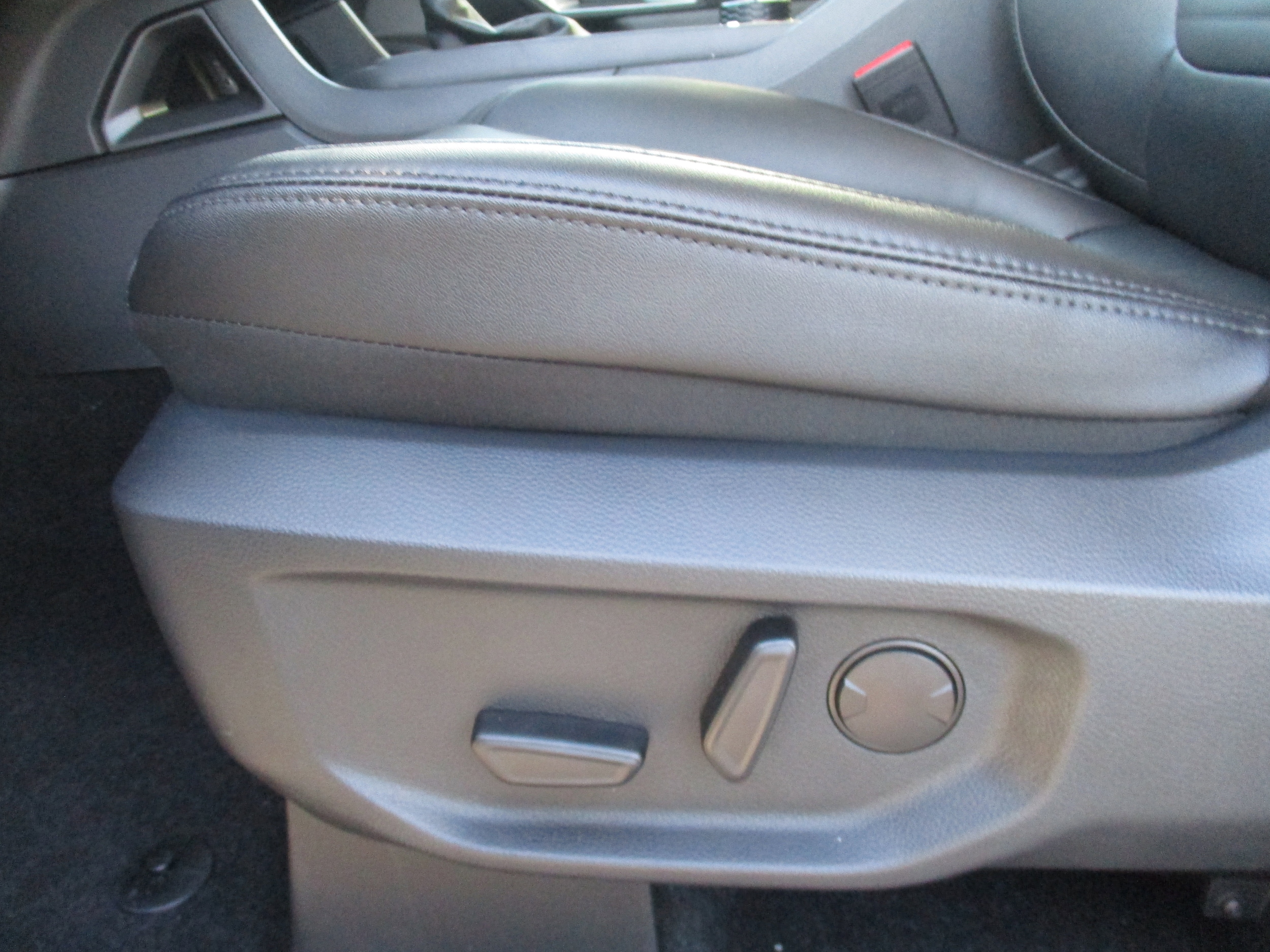 2025 Ford Ranger Lariat - Photo 30
