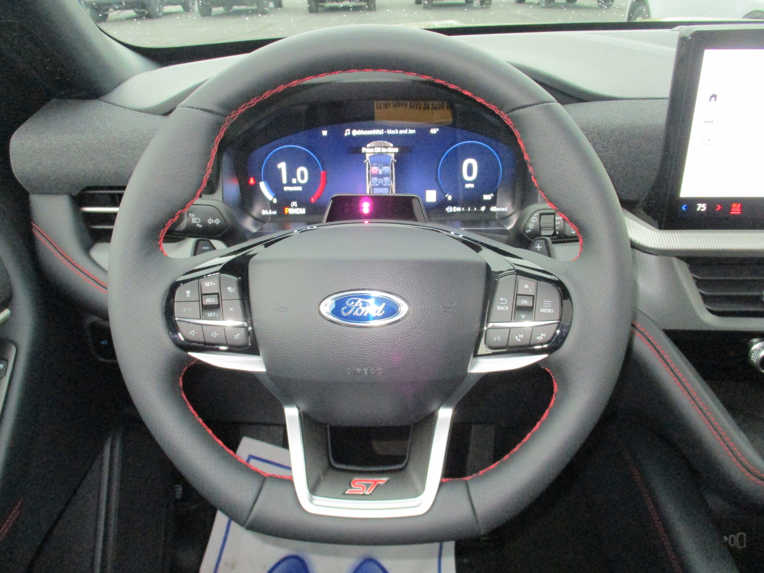 2026 Ford Explorer ST - Photo 12