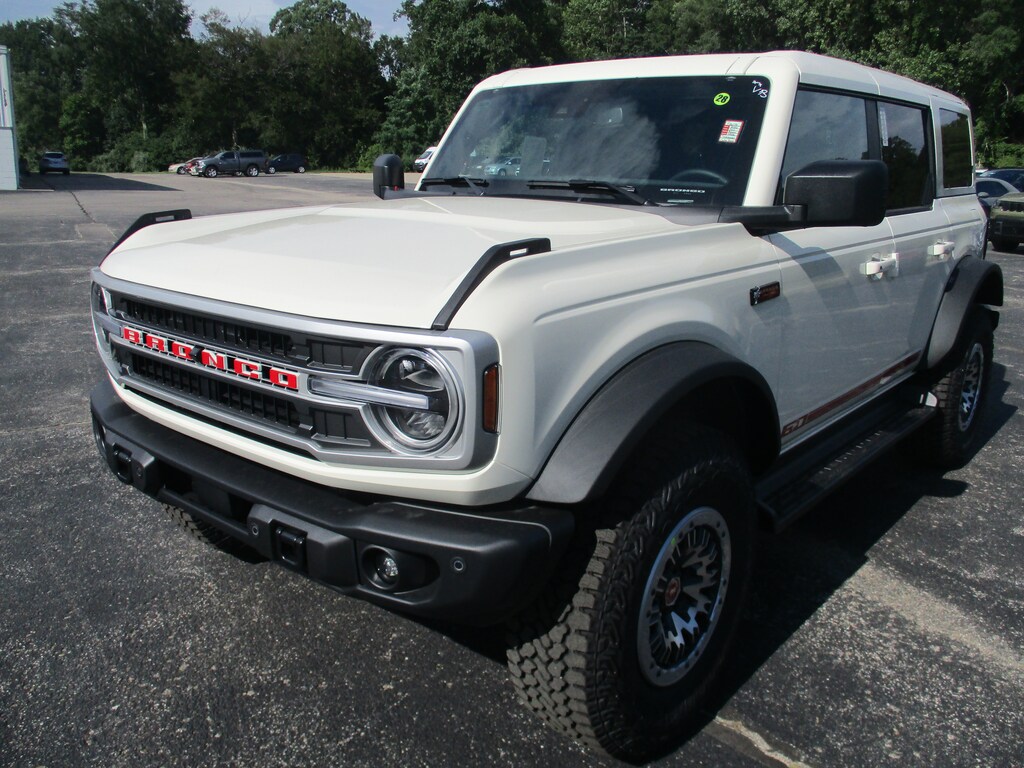 New 2026 Ford Bronco Outer Banks SUV