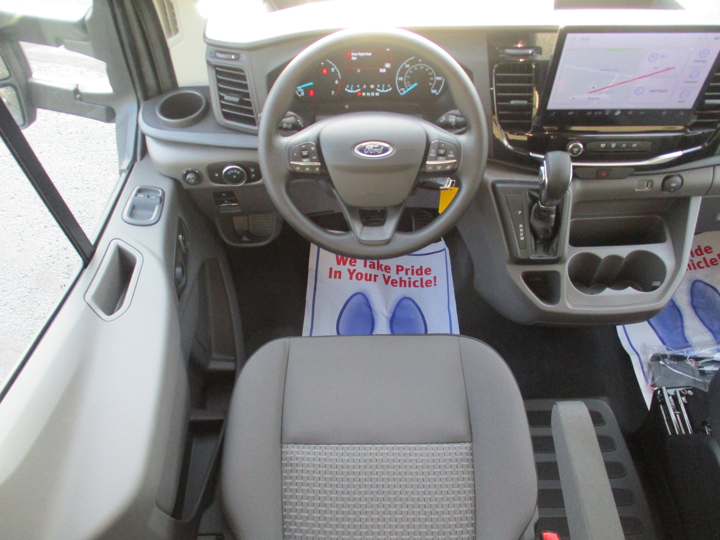 2025 Ford Transit Passenger Van XLT - Photo 36