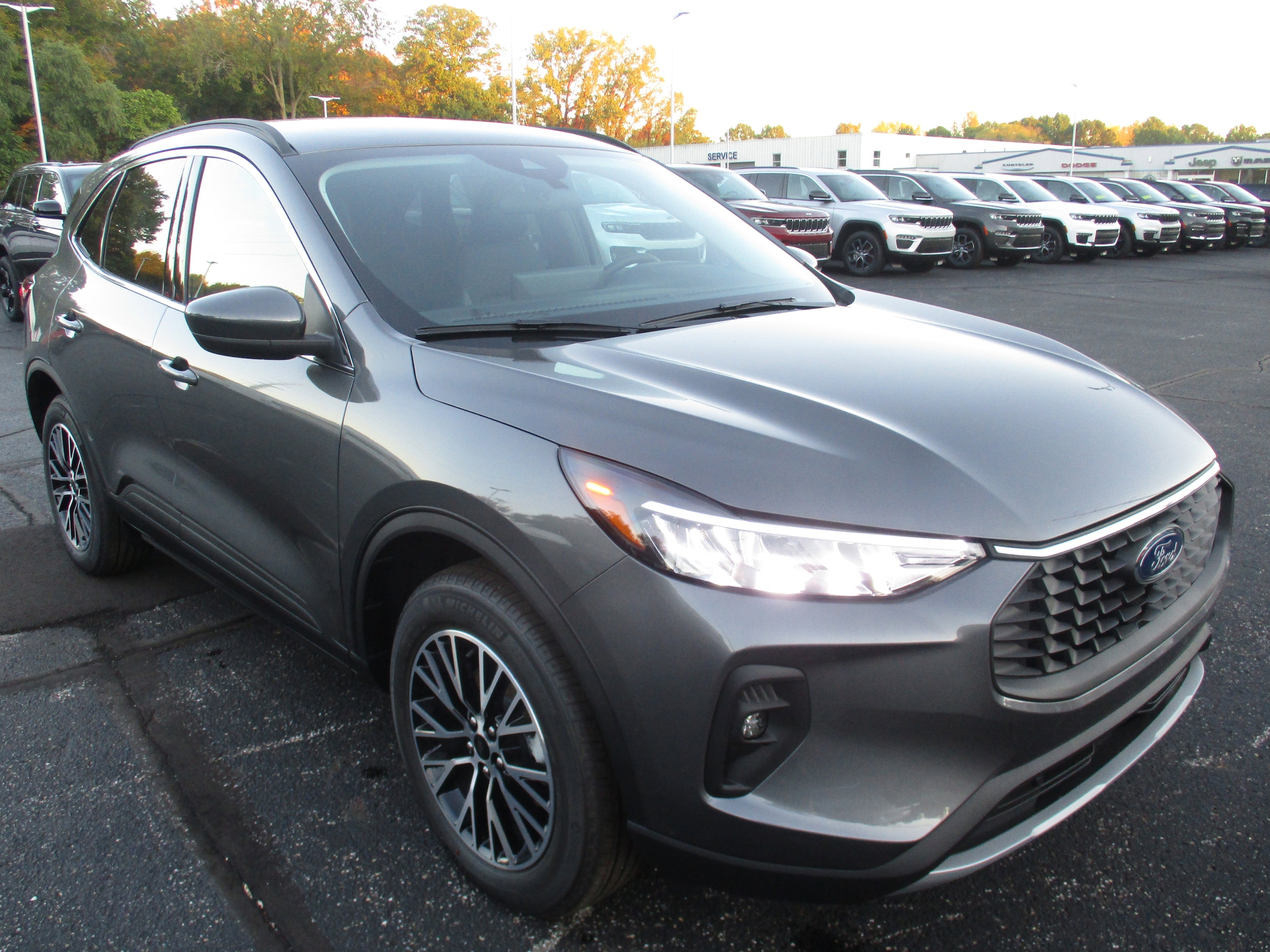 2026 Ford Escape Plug-in hybrid PHEV - Photo 2