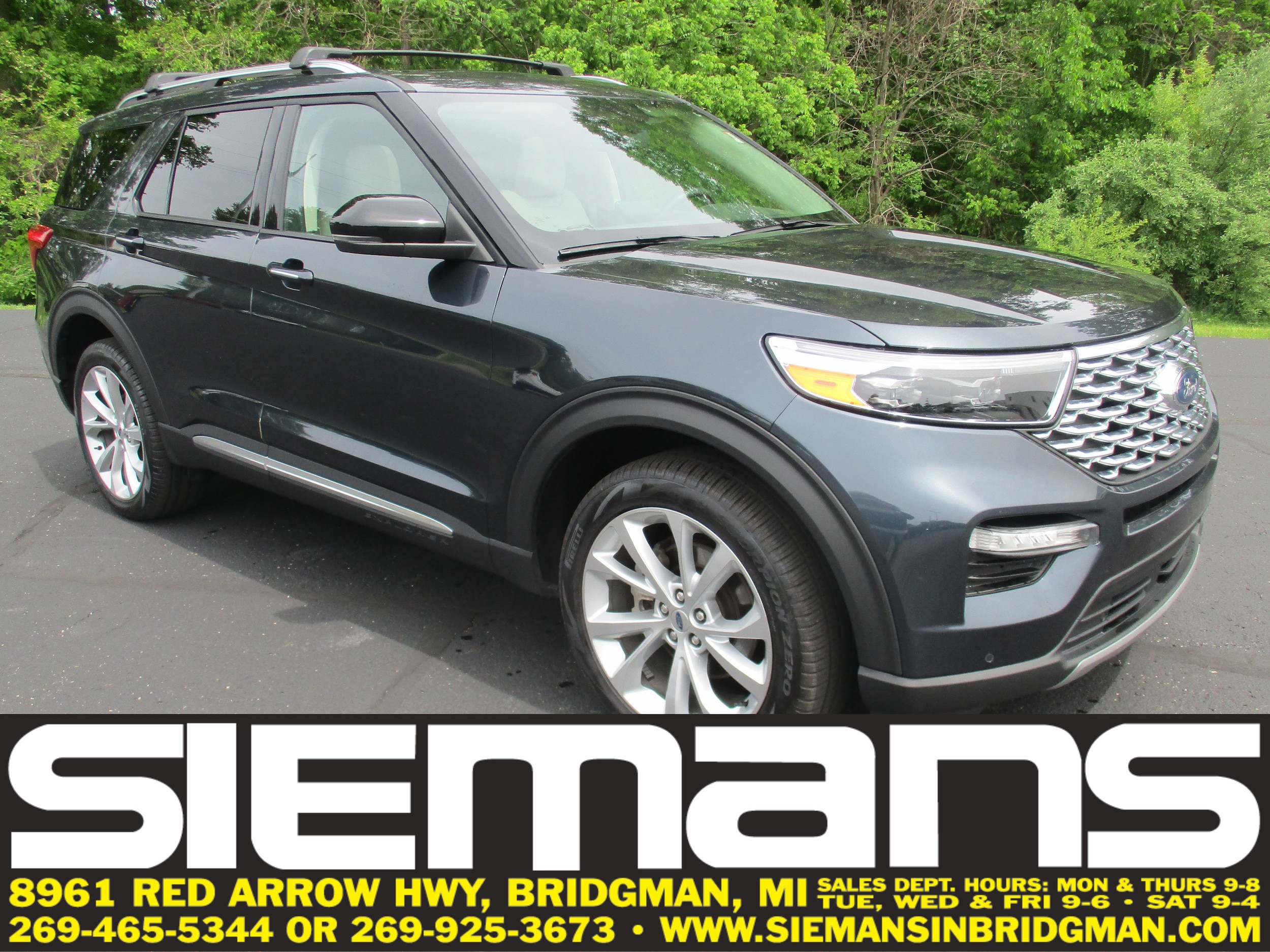 2024 Ford Explorer Platinum 4WD's photo