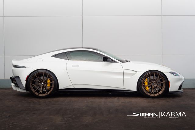 2022 Aston Martin Vantage photo 2