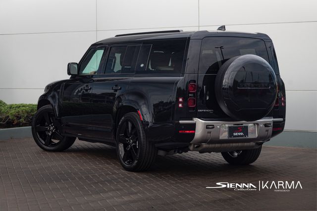 2023 Land Rover Defender 130 SE photo 2