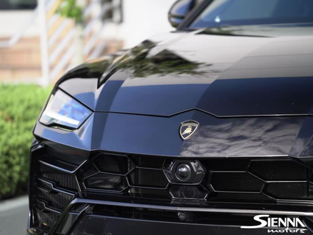 Used 2021 Lamborghini Urus SUV