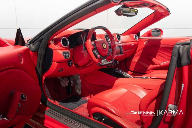 2018 Ferrari California T - Photo 11