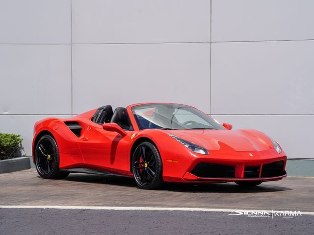 2018 Ferrari 488 -'s photo