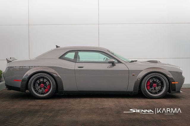 2018 Dodge Challenger R/T 392 photo 3