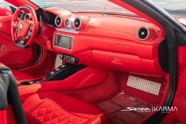 2018 Ferrari California T - Photo 37