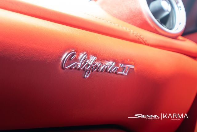 2018 Ferrari California T - Photo 38