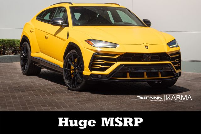 2021 Lamborghini Urus Pearl Capsule