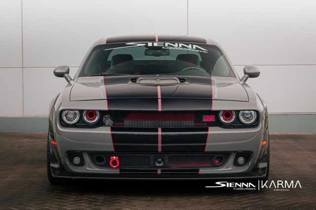 2018 Dodge Challenger R/T 392 photo 2