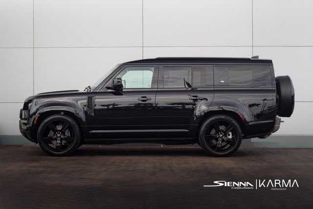 2023 Land Rover Defender 130 SE photo 4