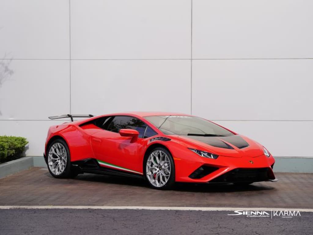 Used 2022 Lamborghini Huracan EVO Coupe