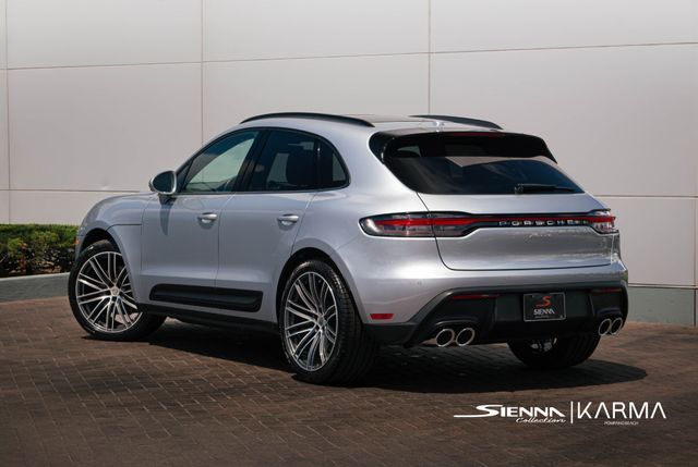2024 Porsche Macan T photo 4