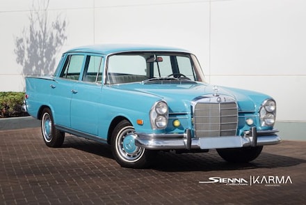1967 Mercedes-Benz 230S Sedan