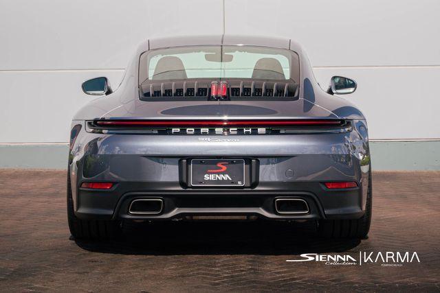 2025 Porsche 911 photo 3