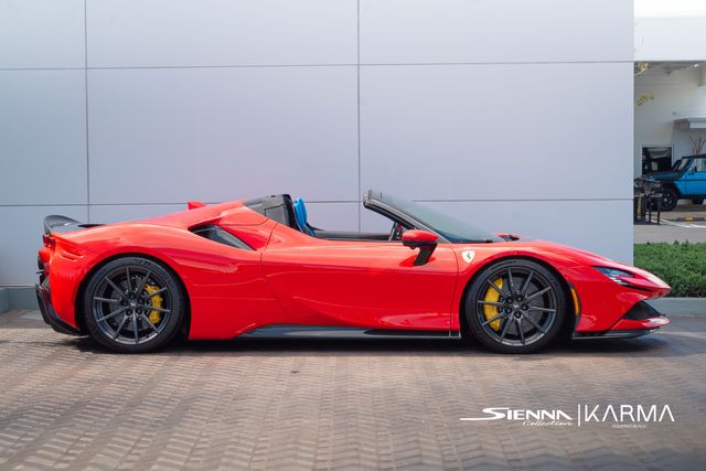 2025 Ferrari SF90 Spider photo 3