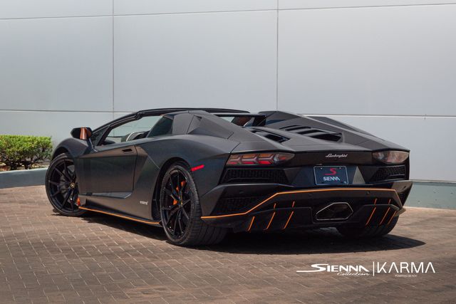 2019 Lamborghini Aventador S photo 4