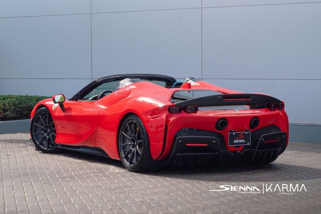 2025 Ferrari SF90 Spider photo 2